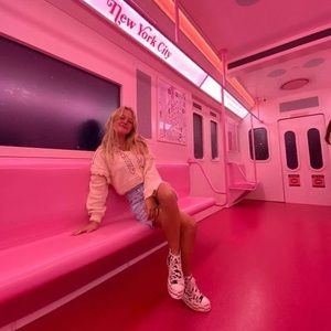 Meet your Posher, Hannah